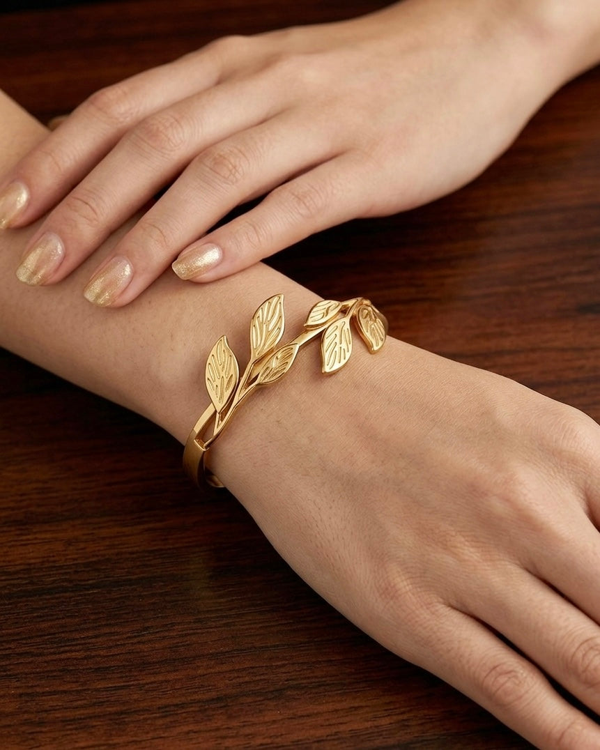 Elowen Leaf Gold Bracelet