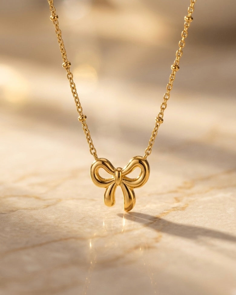 Golden Heart Glow Necklace